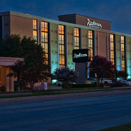 Radisson Hotel Louisville North Jeffersonville Buitenkant foto