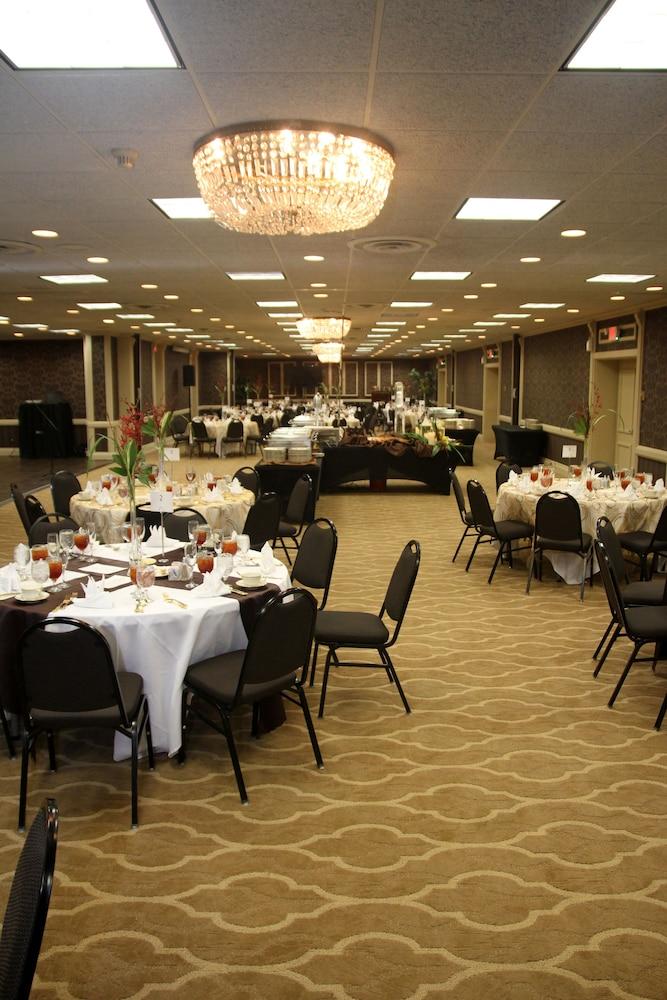 Radisson Hotel Louisville North Jeffersonville Buitenkant foto