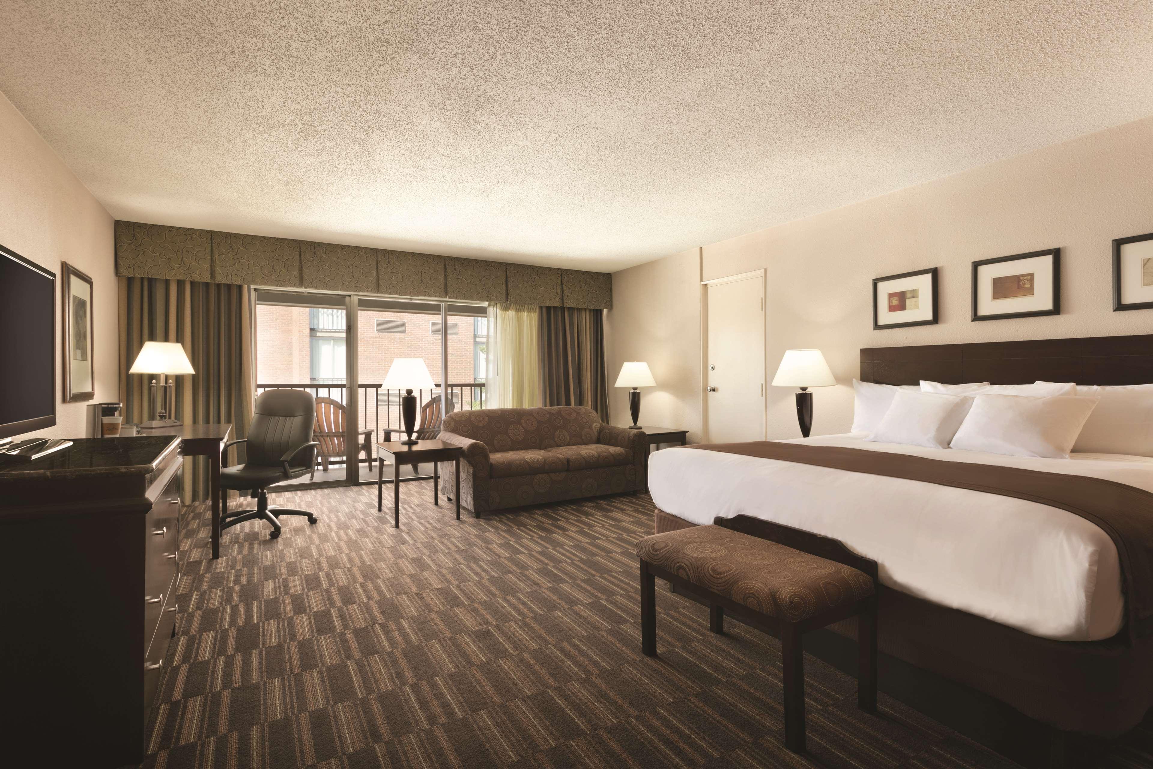 Radisson Hotel Louisville North Jeffersonville Buitenkant foto