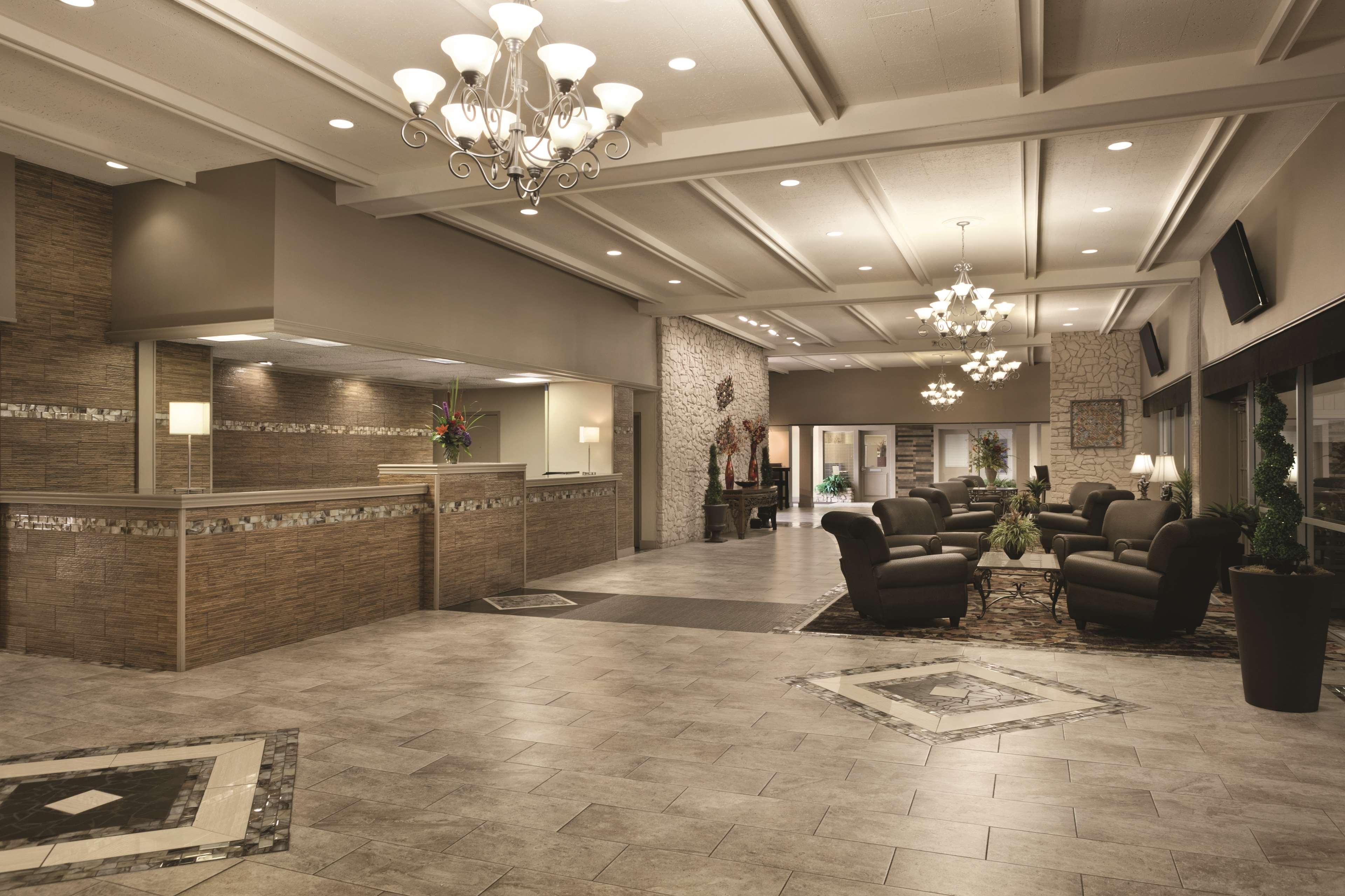Radisson Hotel Louisville North Jeffersonville Buitenkant foto