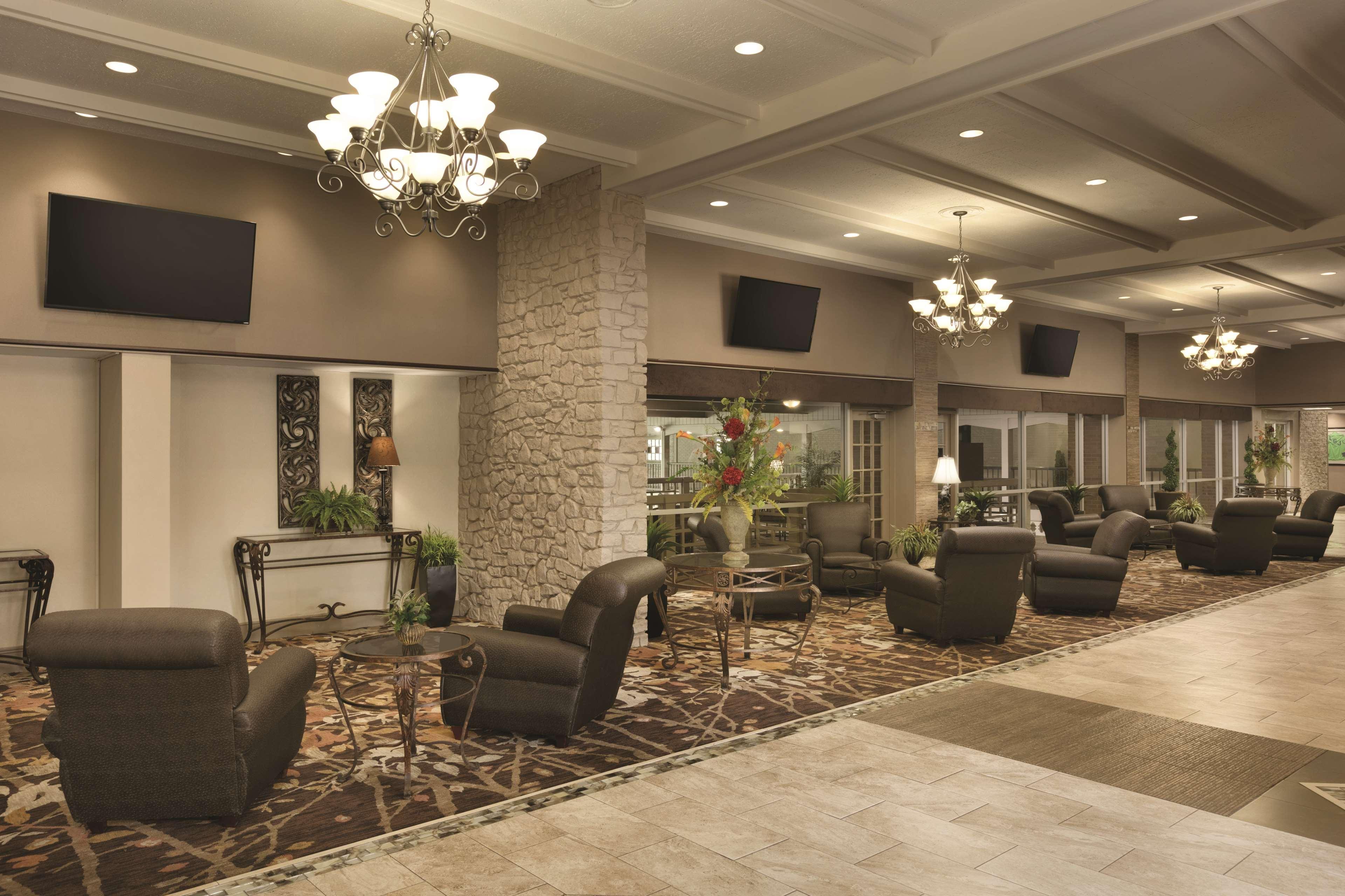 Radisson Hotel Louisville North Jeffersonville Buitenkant foto